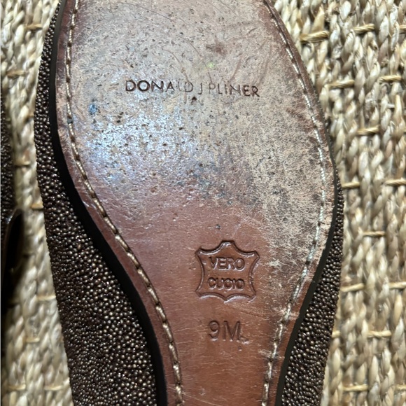 DONALD PLINER | DP Brown Beaded Flats Size 9 - Picture 10 of 14